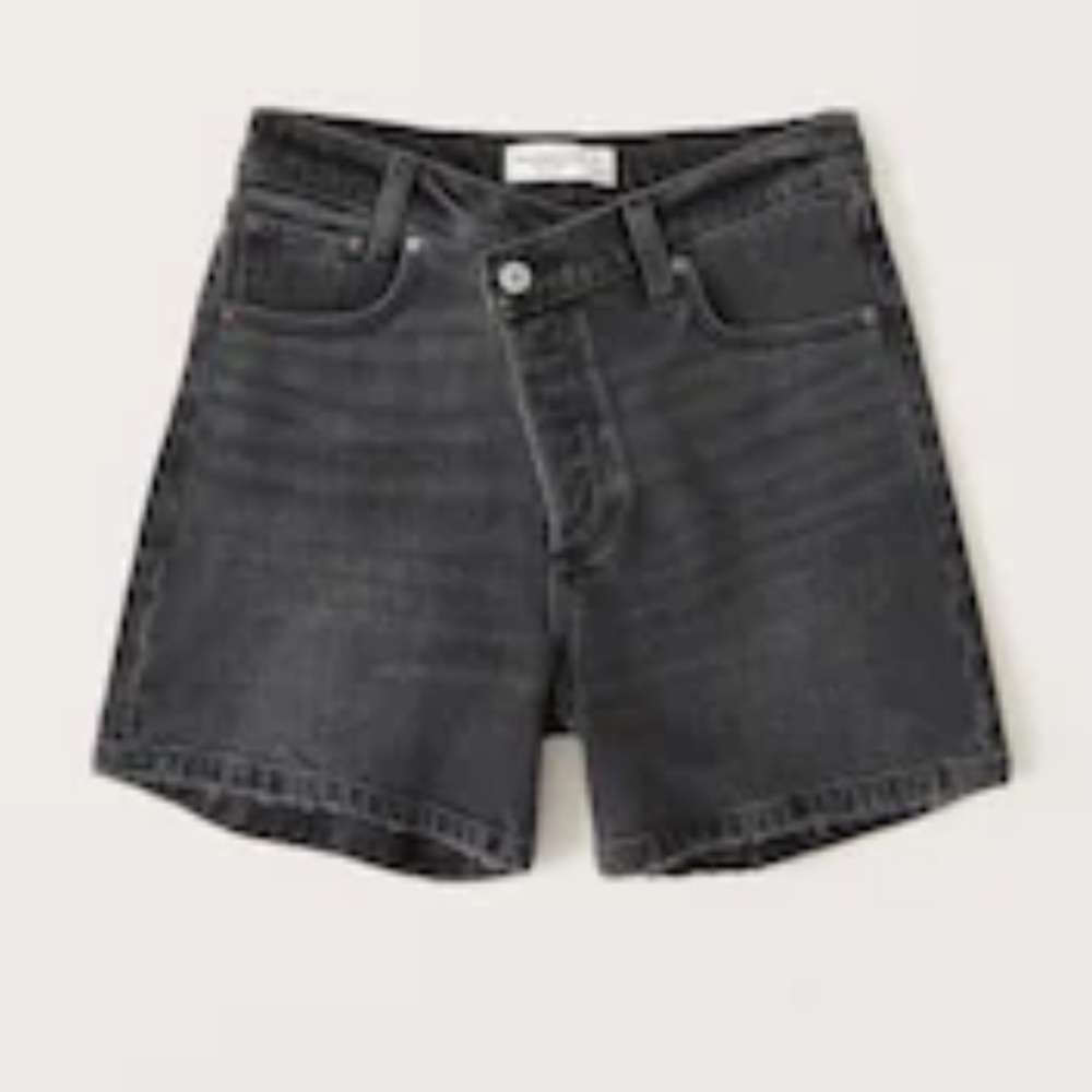 Abercrombie and Fitch High Rise Dad short size 4/27 washed black